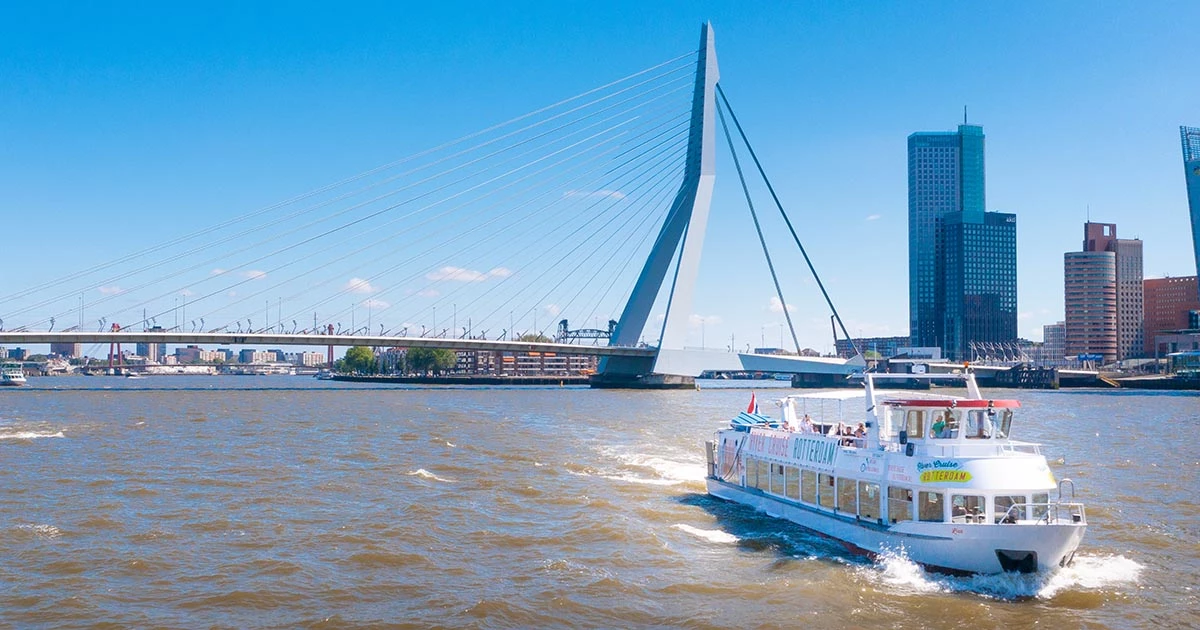 Rotterdam's Waterfront Must-Sees: Spot Sights from Your Boat Tour!