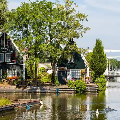 Zaanse Schans Marken Edam Volendam Day Trip